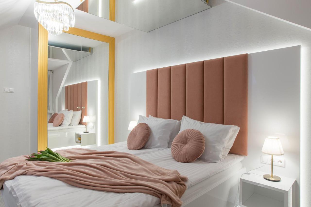Hotel Nowodwory Чехановец Екстериор снимка