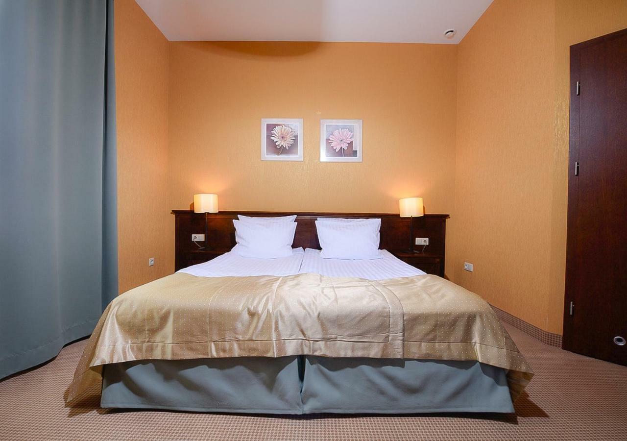 Hotel Nowodwory Чехановец Екстериор снимка