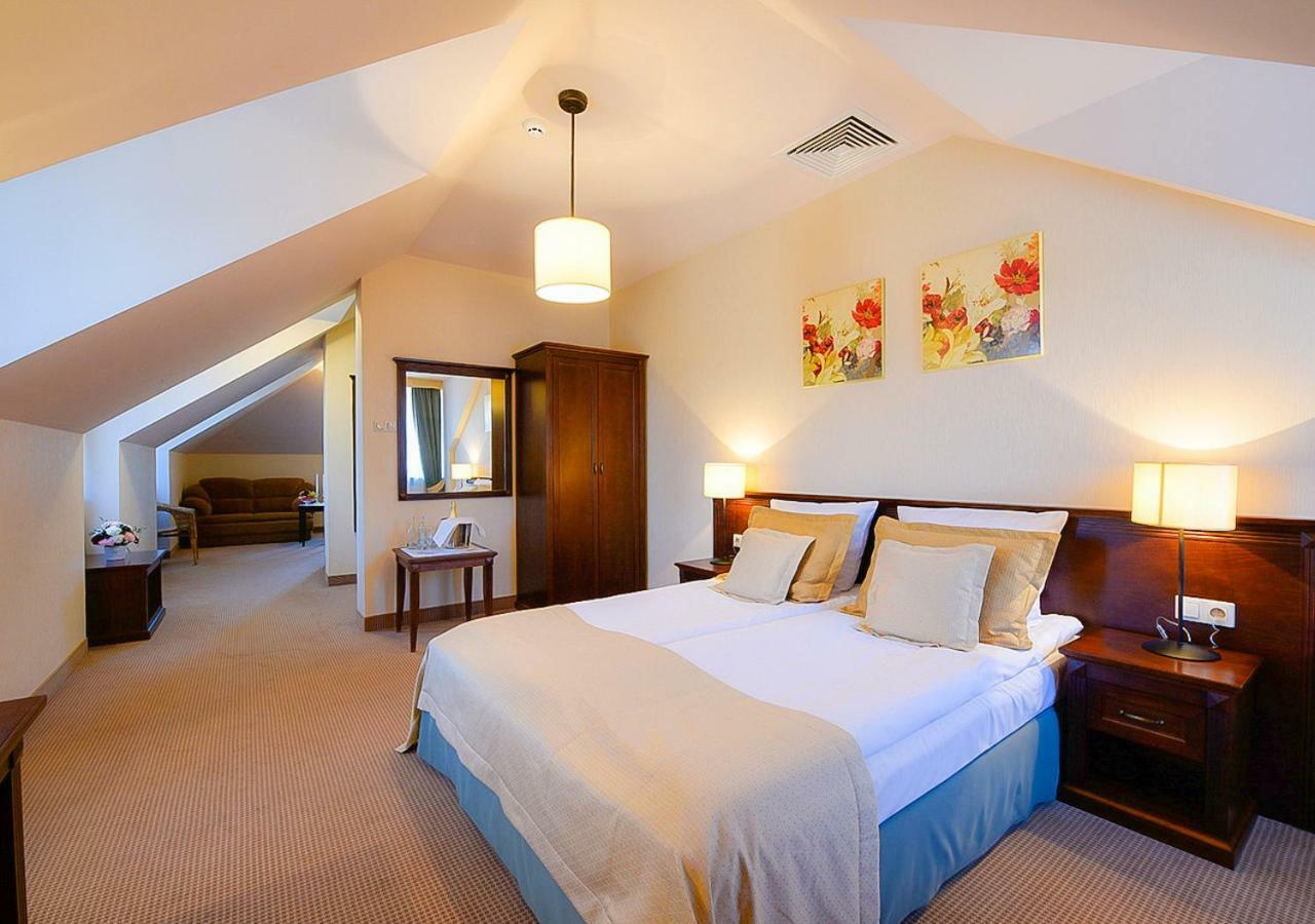 Hotel Nowodwory Чехановец Екстериор снимка