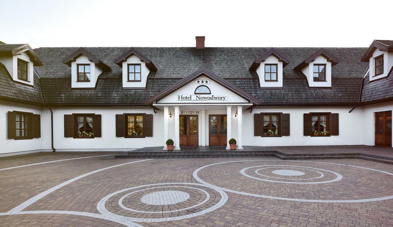 Hotel Nowodwory Чехановец Екстериор снимка